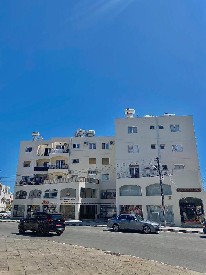Pearl City View Apartment Пафос Экстерьер фото